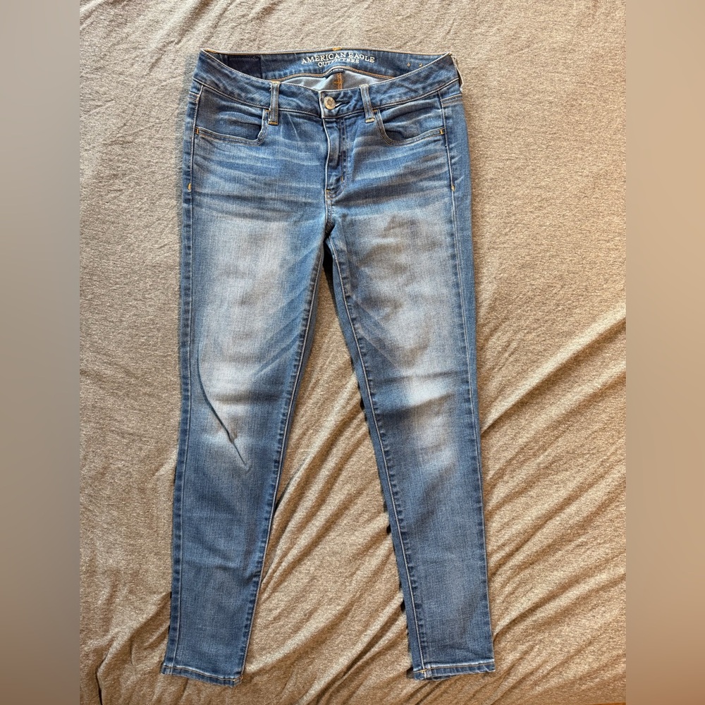 American Eagle Outfitters Light Blue Skinny Jeans